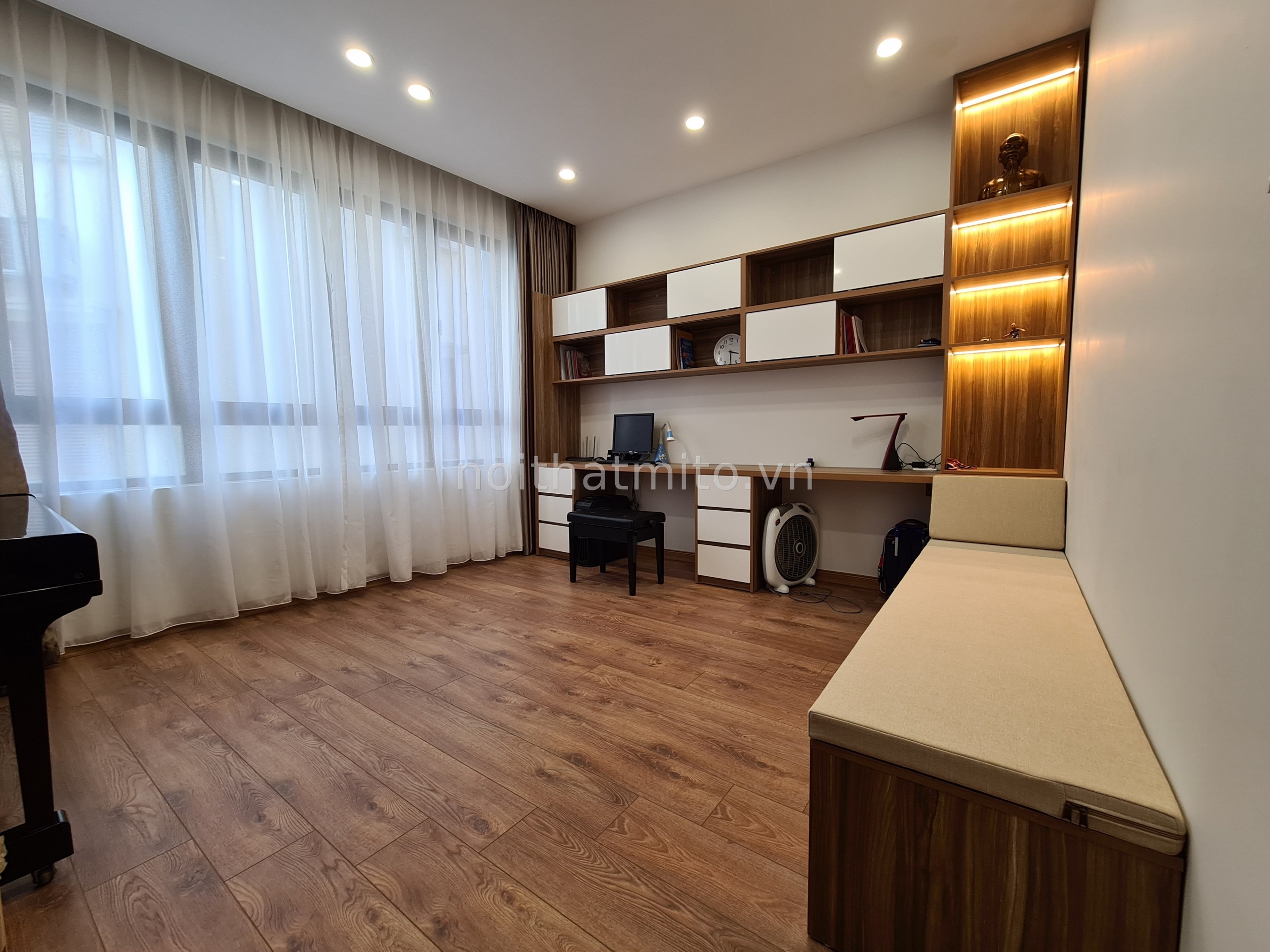 avata phòng làm việc
